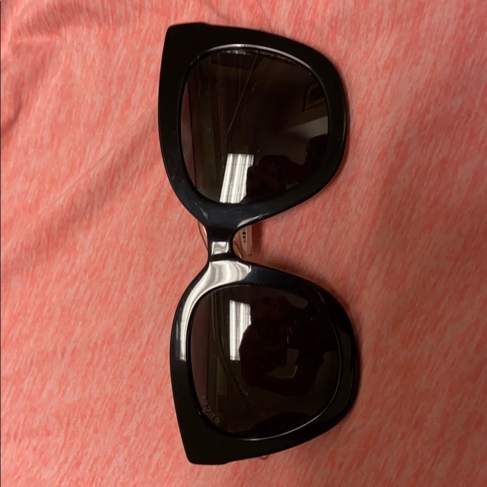 Gucci glasses